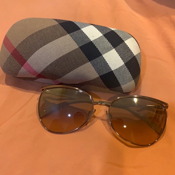 Sunglasses - Picture 1 of 4